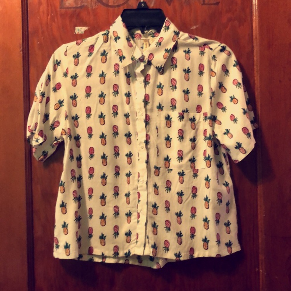 buttoned shirt